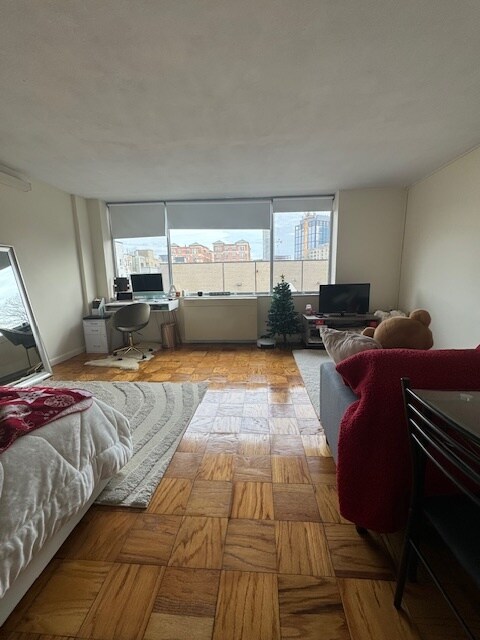 77 Monmouth St unit 708, Brookline, MA 02446 - photo 2