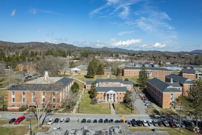 Brevard College is the largest private educational institution near Etowah.