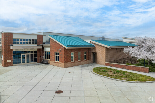 Warwick Middle School is located right next to Warwick High School.