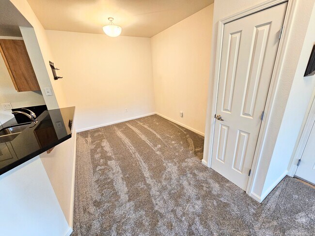 1450 Idlewild Dr unit 1126, Reno, NV 89509 - photo 7