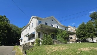 178 Main St Unit 4, Hudson, NY 12534