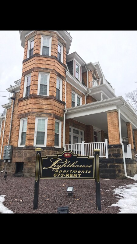 1201 Chestnut St, Franklin, PA 16323