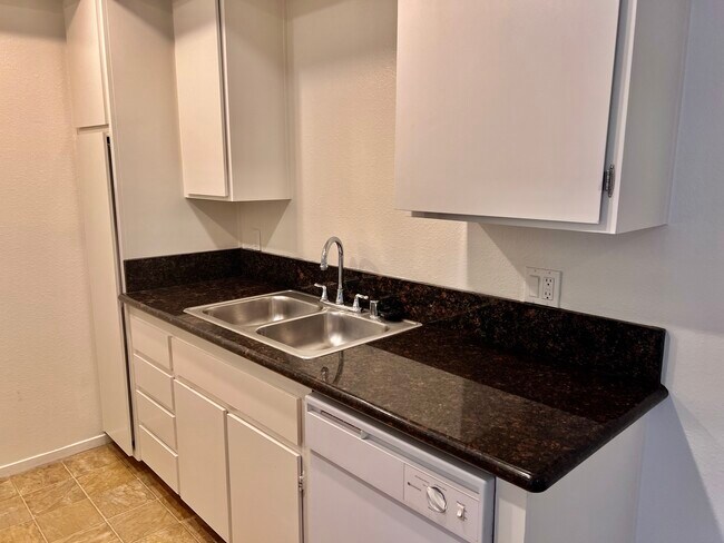 10232 Black Mountain Rd unit 94, San Diego, CA 92126 - photo 6