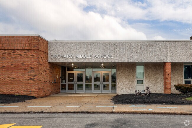 Orchard Middle School, Solon