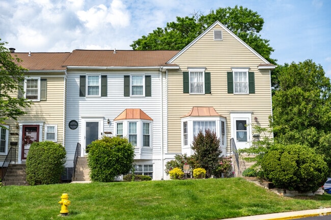 Live in a nice condo in Crofton.