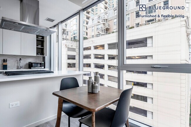 8 E Huron St unit FL8-ID838, Chicago, IL 60611 - photo 5