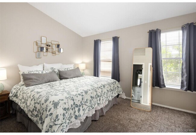Bedroom 2 with bathroom