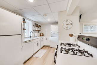 5021 Beacon Hill Rd Unit Tonka Hills, Minnetonka, MN 55345