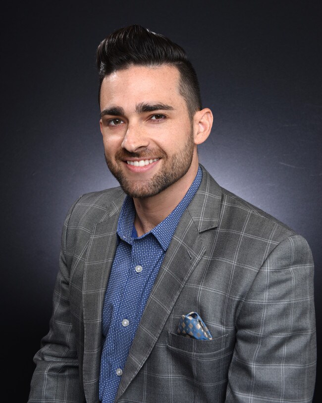 Agent Photo