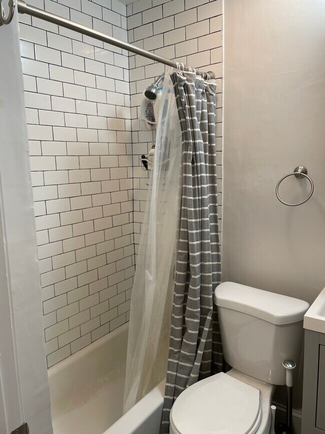 213 Maverick St unit 4, Boston, MA 02128 - photo 7