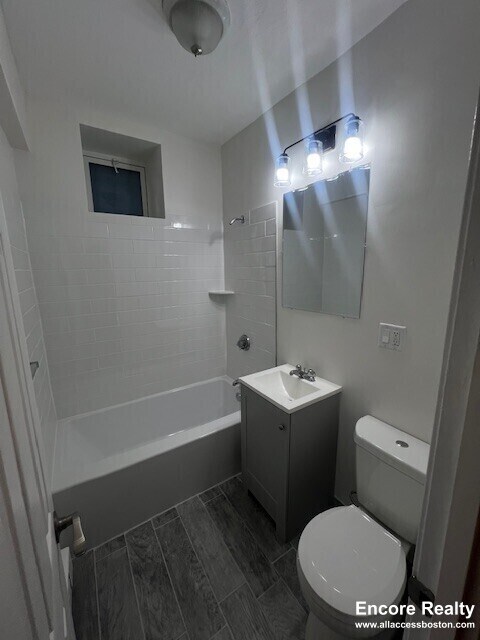111 Norway St unit D9, Boston, MA 02115 - photo 5