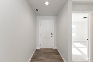 7178 E Shields Dr, Nampa, ID 83687