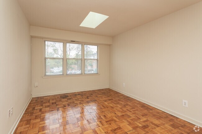 Park Georgetown, Arlington, VA 22209 - photo 5