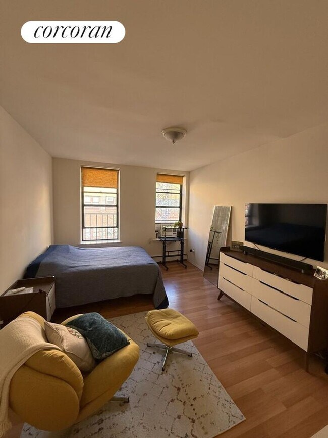 524 W 50th St, New York, NY 10019