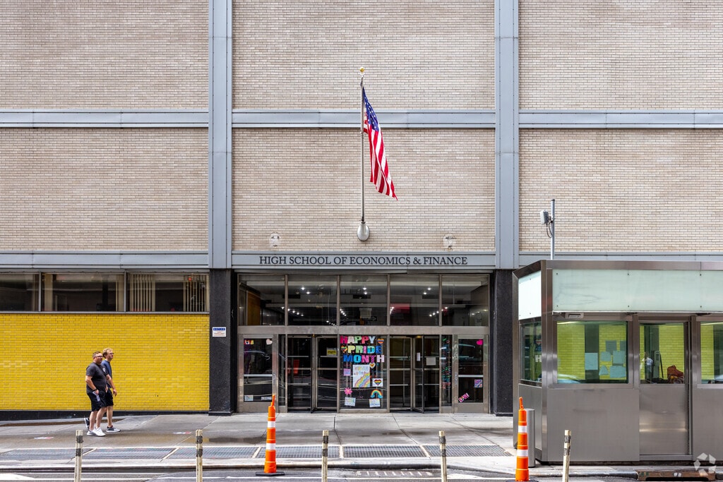 High School Of Economics and Finance offers plenty of AP and Honors courses.