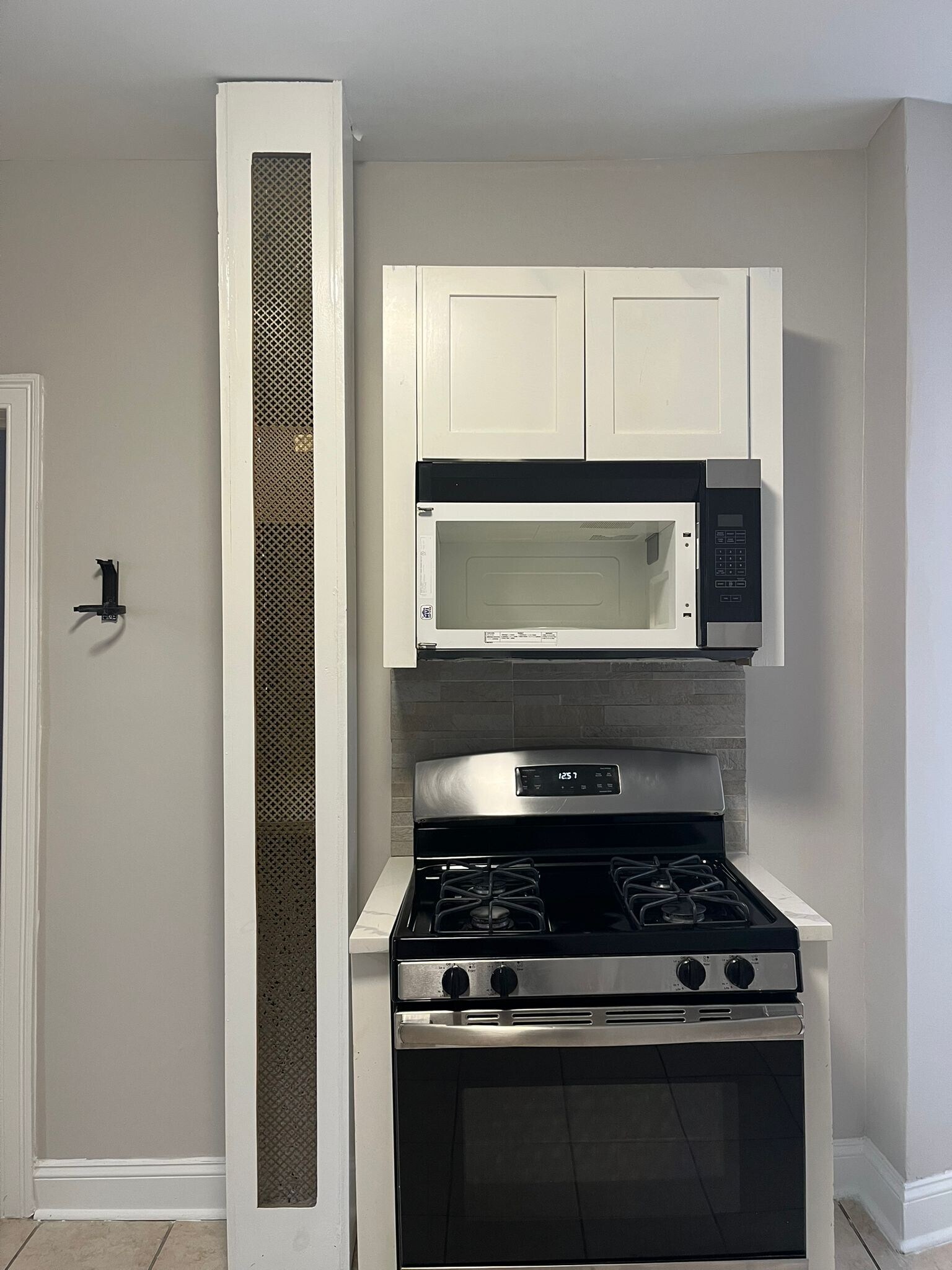 6129 Park Ave unit D2, West New York, NJ 07093 - photo 1