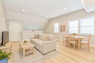 2508 Lakeshore Dr Unit 2, St. Joseph, MI 49085