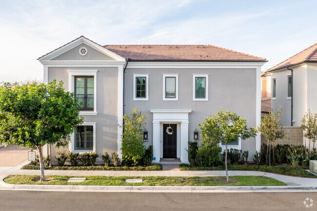 Most single-family homes in Irvine Spectrum are Mediterranean-style homes.