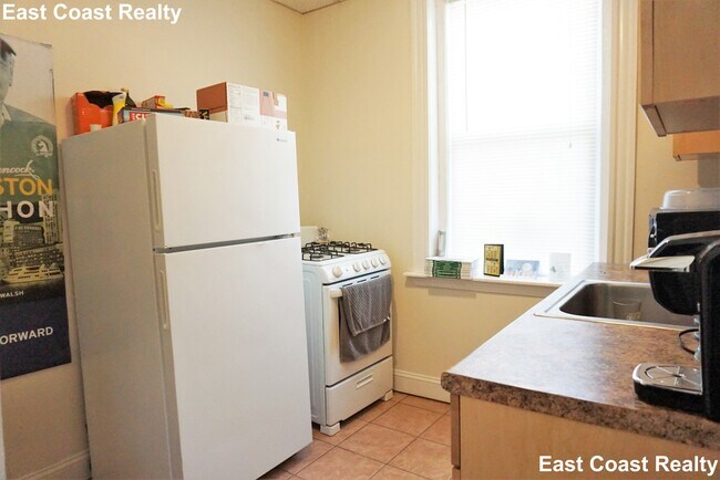 76 Gordon St unit 1, Boston, MA 02135 - photo 5