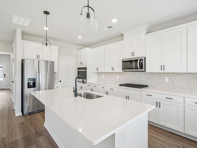 2878 Sweet Red Cir, Braselton, GA 30517 - photo 6