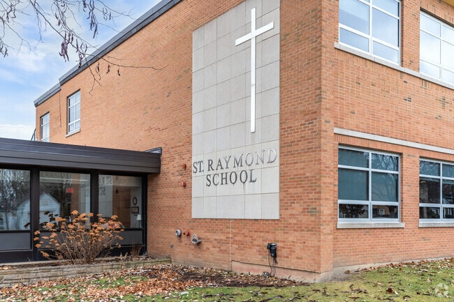 St. Raymond School is a private grade school serving students in grades PK-8th.