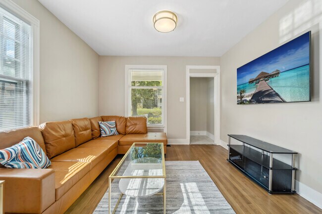 95 Leroy St unit B, Binghamton, NY 13905 - photo 6