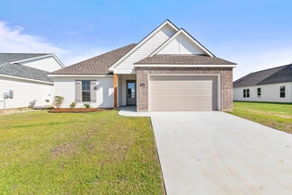 204 Long Creek Ln, Scott, LA 70583