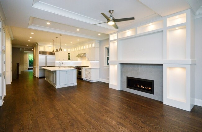 4727 N Winchester Ave, Chicago, IL 60640 - photo 3