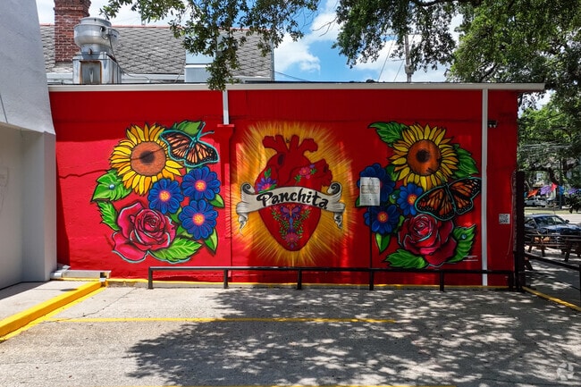 A mural in Leonidas showcases the neighborhood's bold colors.