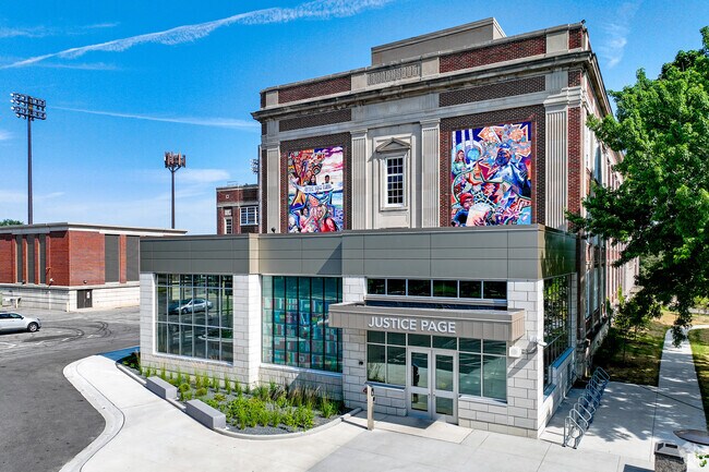 Justice Page Community Middle School enrolls over 1,000 students in grades 6-8.