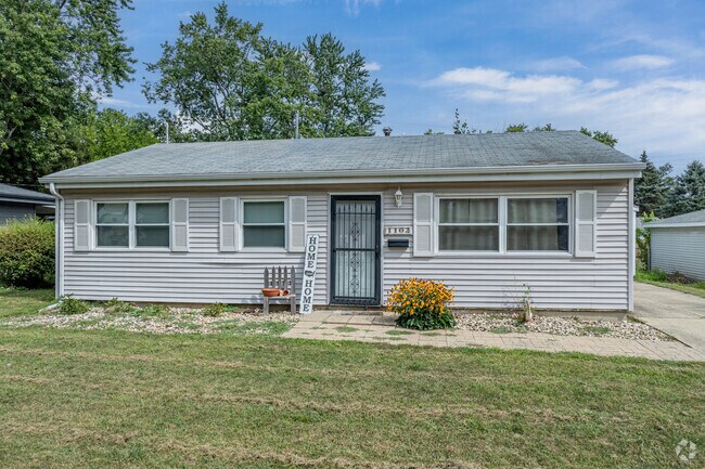Many updated ranch-style homes can be found throughout Kingsridge.