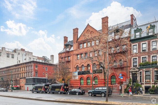 Great Tomorrows USA in Harlem is well known in New York City.