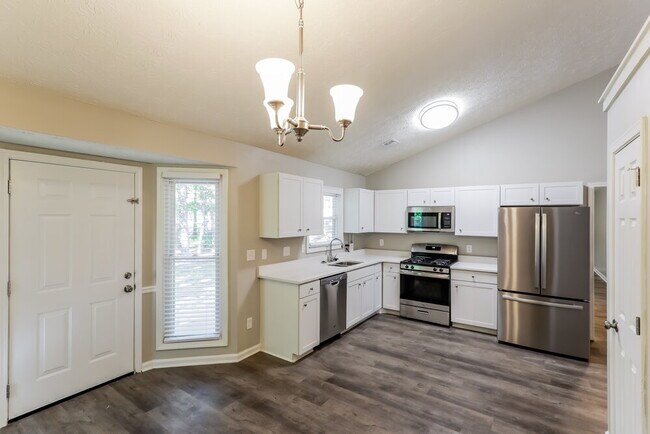 350 Paris Dr, Lawrenceville, GA 30043 - photo 7