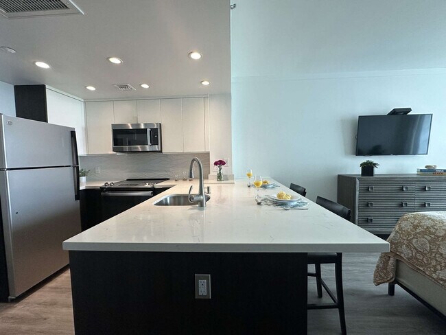 2889 Mcfarlane Rd unit ID1240597P, Miami, FL 33133 - photo 3