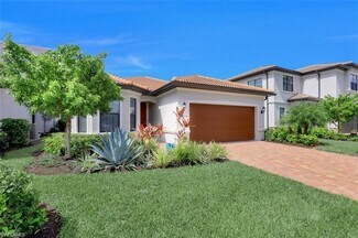 7253 Wilton Dr N, Naples, FL 34109