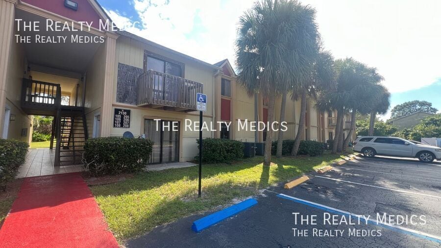 2130 Forest Knoll Dr NE, Palm Bay, FL 32905 - photo 1