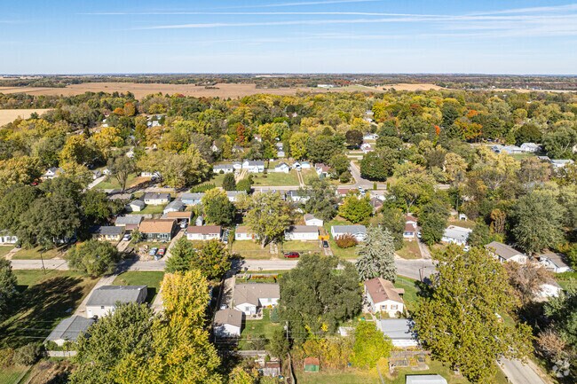 Homeowners choose Fairgrounds for many reasons including the relatively quiet atmosphere.
