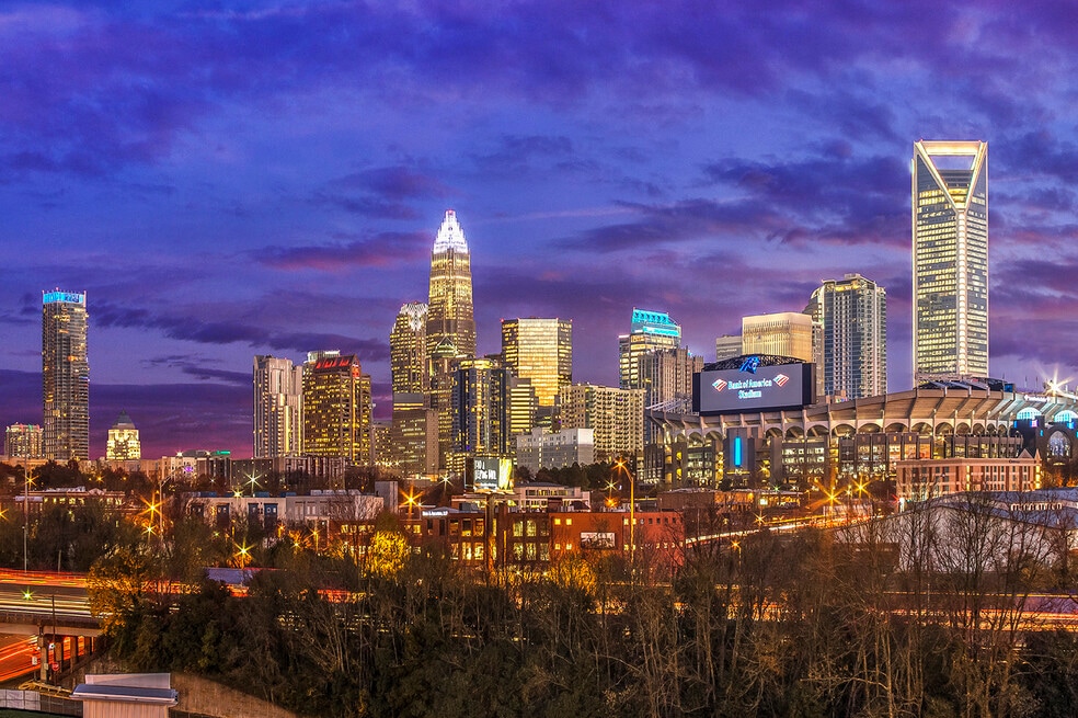 Arlo, Charlotte, NC 28208 - photo 1