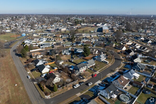 Levittown developments started to build in 1952.