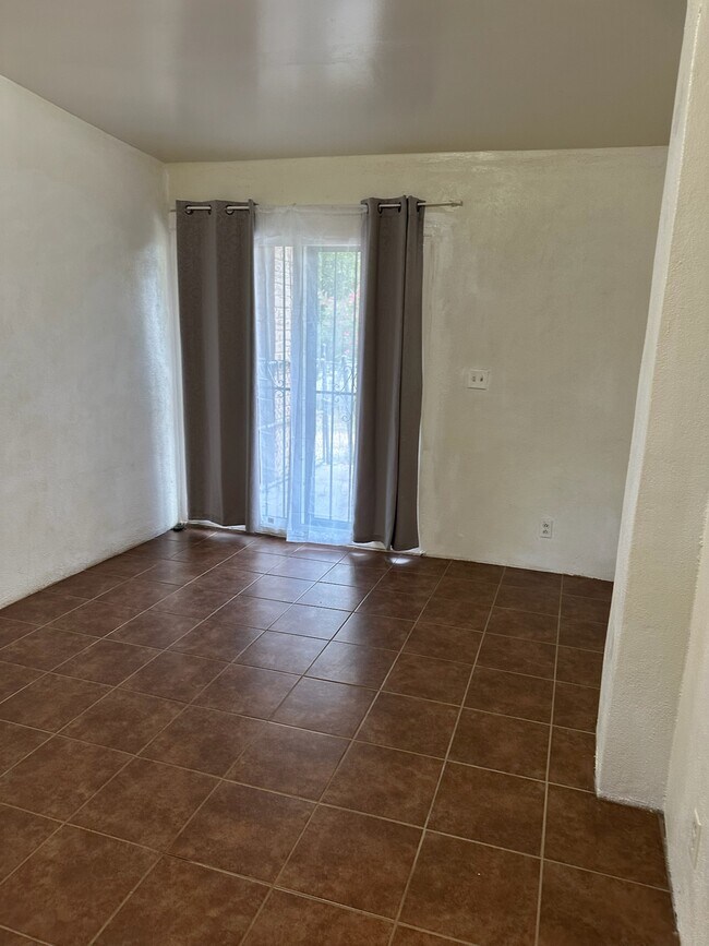 651 N Goodman St Unit apartment 2, Nogales, AZ 85621