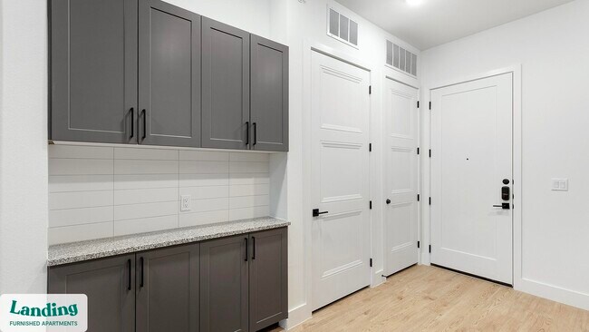 650 E Sycamore St unit 3313, Denton, TX 76201 - photo 6