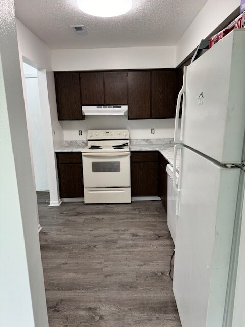 1913 W 1st St unit 210, Ankeny, IA 50023 - photo 3