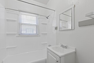 1964 NW Johnson St, Portland, OR 97209