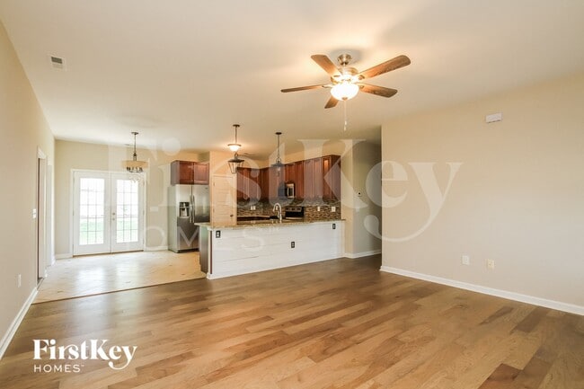 213 W Hoke St, Landis, NC 28088 - photo 4