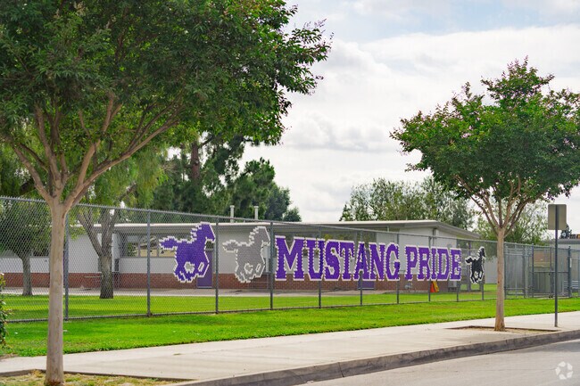 Rio San Gabriel Elementary School is home to the Mustangs.