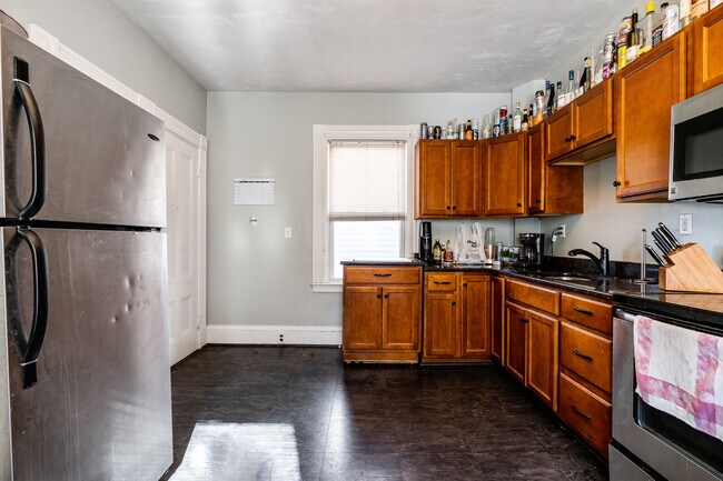 11 Reedsdale St unit 2, Allston, MA 02134 - photo 6