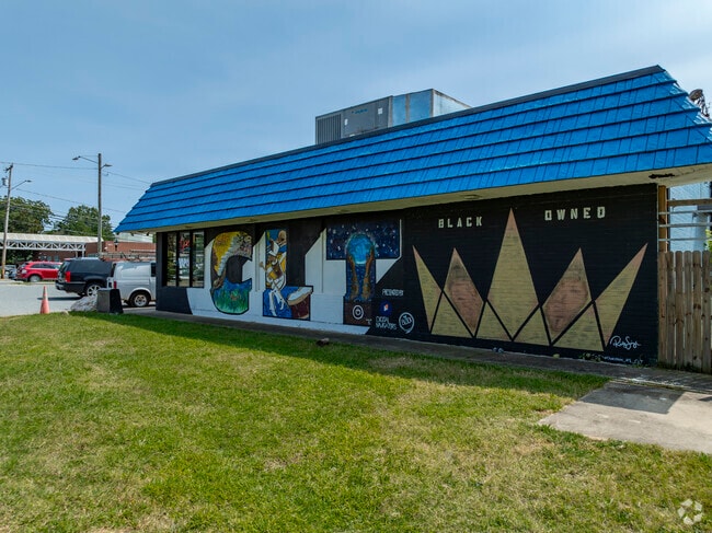 Firestone-Garden Park is home to many beautiful murals along the Beatties Ford corridor.
