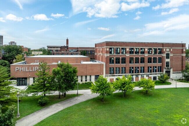 Wendell Phillips Academy High School near Printers Row receives an overall C- on Niche.com