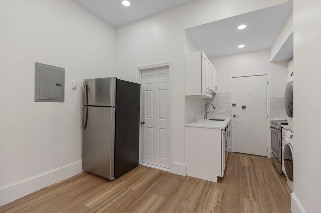 99 Saint Botolph St unit 6, Boston, MA 02116 - photo 4