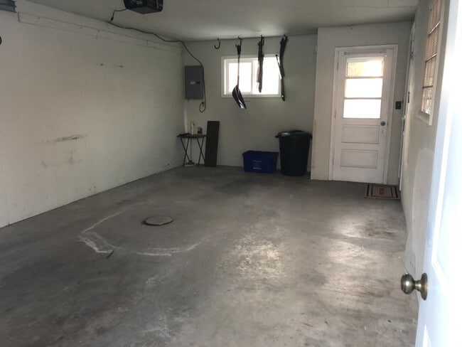 Attached Garage